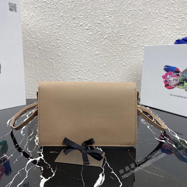 prada女包 普拉達新款女士斜挎包 1BP020 Prada單肩小包 Saffiano皮 Prada翻蓋包  pyd2360